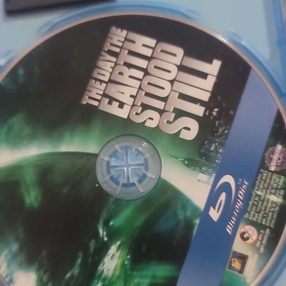 The day the earth stood still Keanu reeves 3 disc edition Blu ray original 1951 - Picture 5 of 5